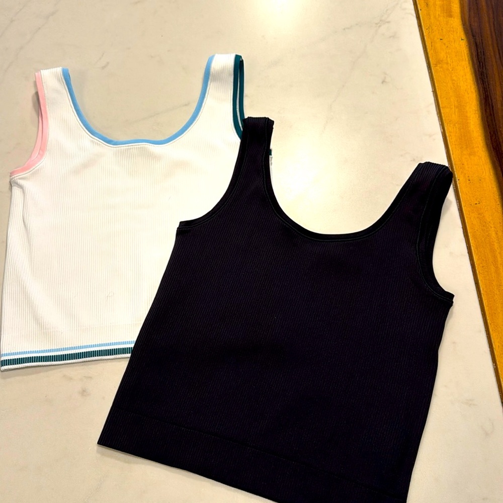 Set of 2 Athleta‎ girls Tank Top set black and white XXL/size 16